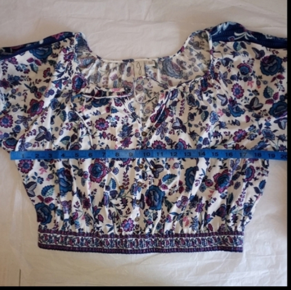 Joie X Revolve Folk Song Peasant Blouse 100% Viscose, Mixed Print Floral, Medium - Picture 7 of 9